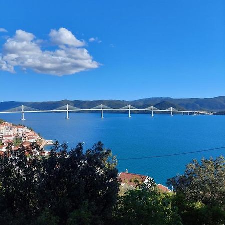 Bella Vista Apartment Komarna Bagian luar foto